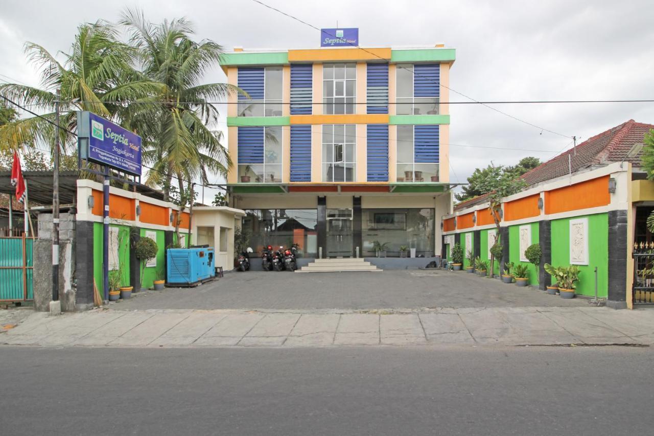 Hotel Septia Jogjakarta Buitenkant foto