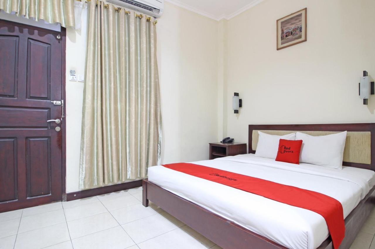Hotel Septia Jogjakarta Buitenkant foto