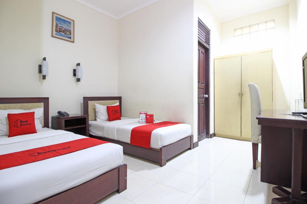 Hotel Septia Jogjakarta Buitenkant foto